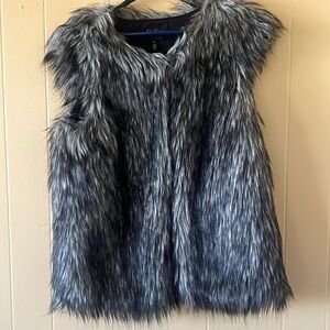 NWOT Jessica Simpson Faux Fur Vest
